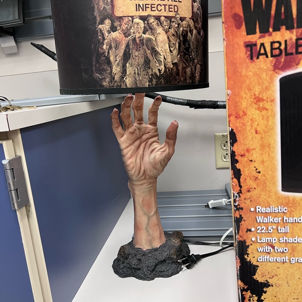 Walking Dead lamp